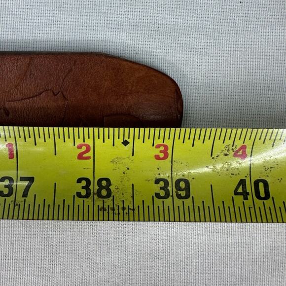 Coldwater Creek Women’s sz S Genuine Leather Elephant Embossed Belt Brown - Picture 5 of 10